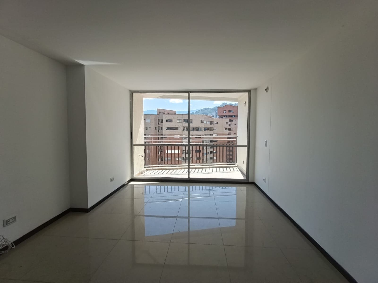 Apartamento en arriendo en Aves María, Sabaneta — foto 3 de 16