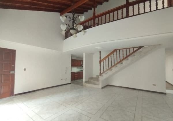 Apartamento en arriendo en El Portal, Envigado — foto 1 de 20
