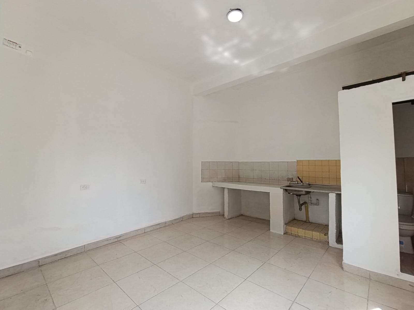 Local en arriendo en Santa Mónica, La America, Medellín — foto 5 de 16