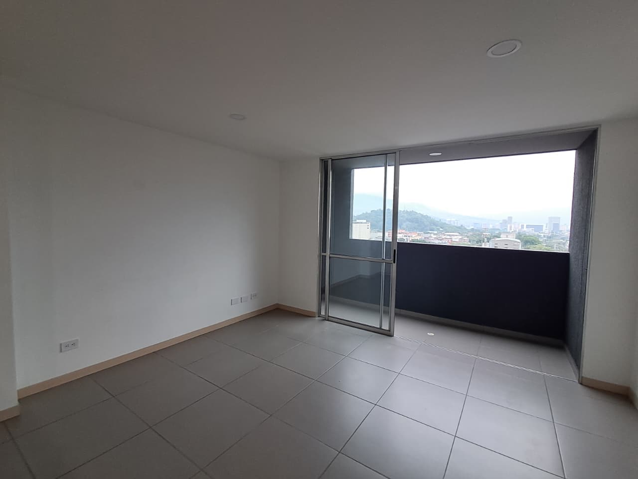 Apartamento en arriendo en Guayabal, Medellín — foto 1 de 20
