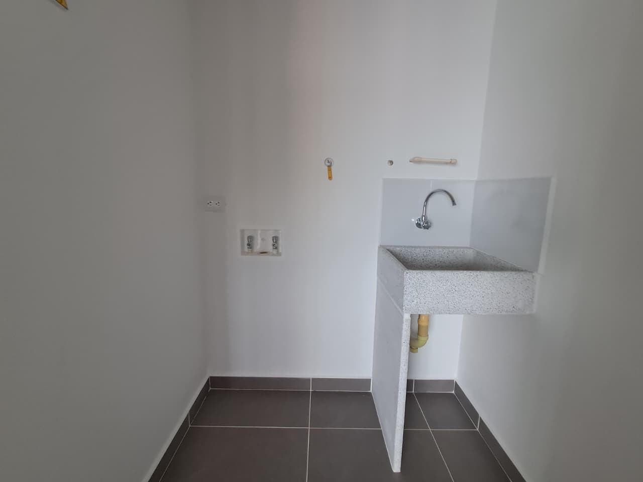 Apartamento en arriendo en Las Palmas, Centro, Medellín — foto 2 de 20