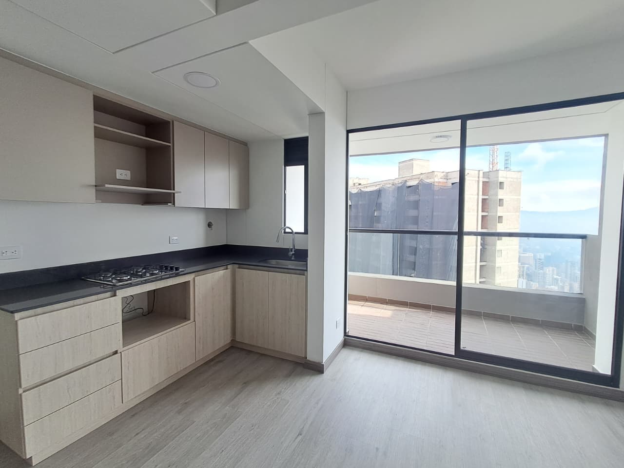 Apartamento en arriendo en Las Palmas, Centro, Medellín — foto 4 de 20