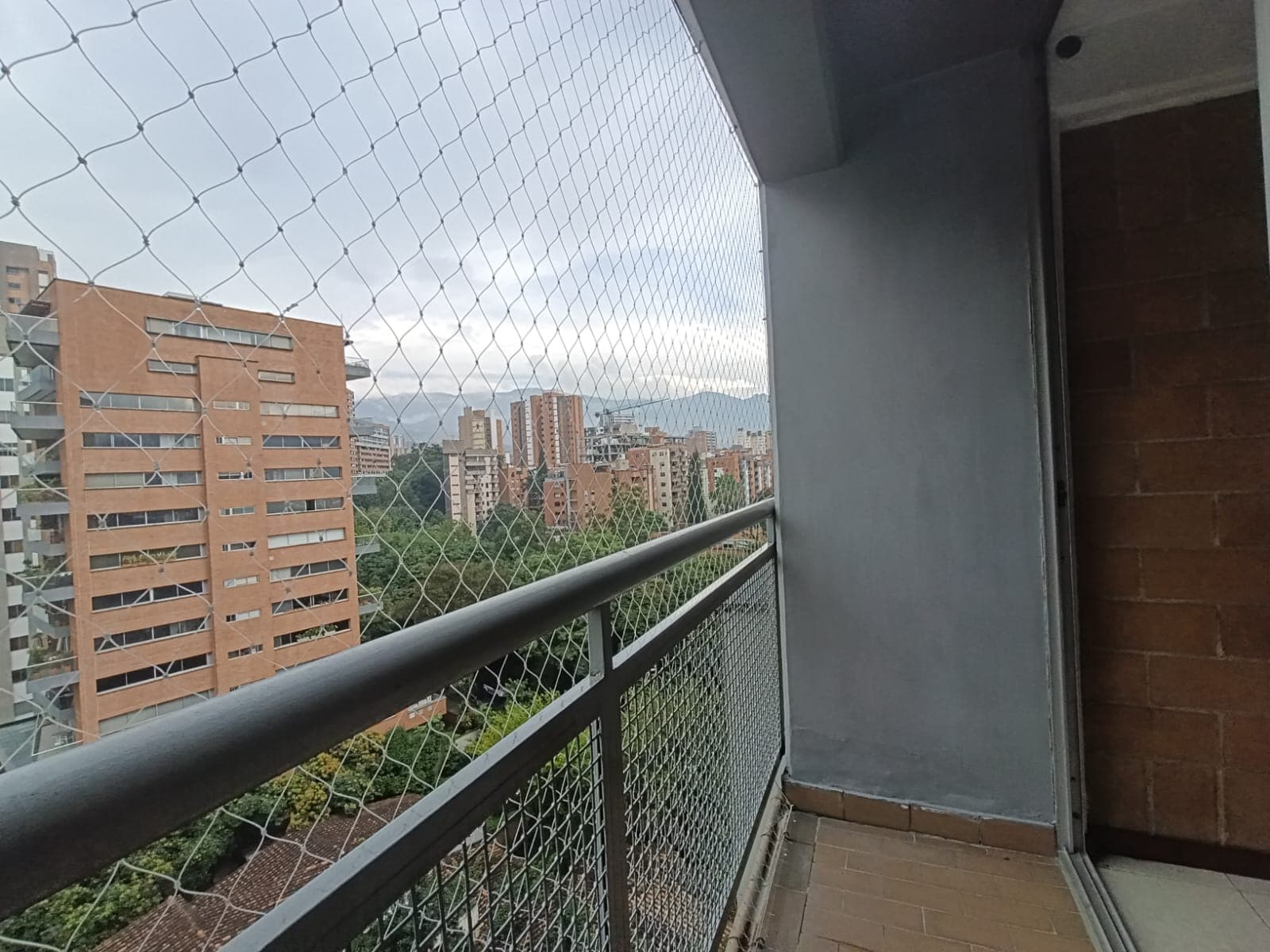 Apartamento en arriendo en Santa María De Los Ángeles, El Poblado, Medellín — foto 1 de 13