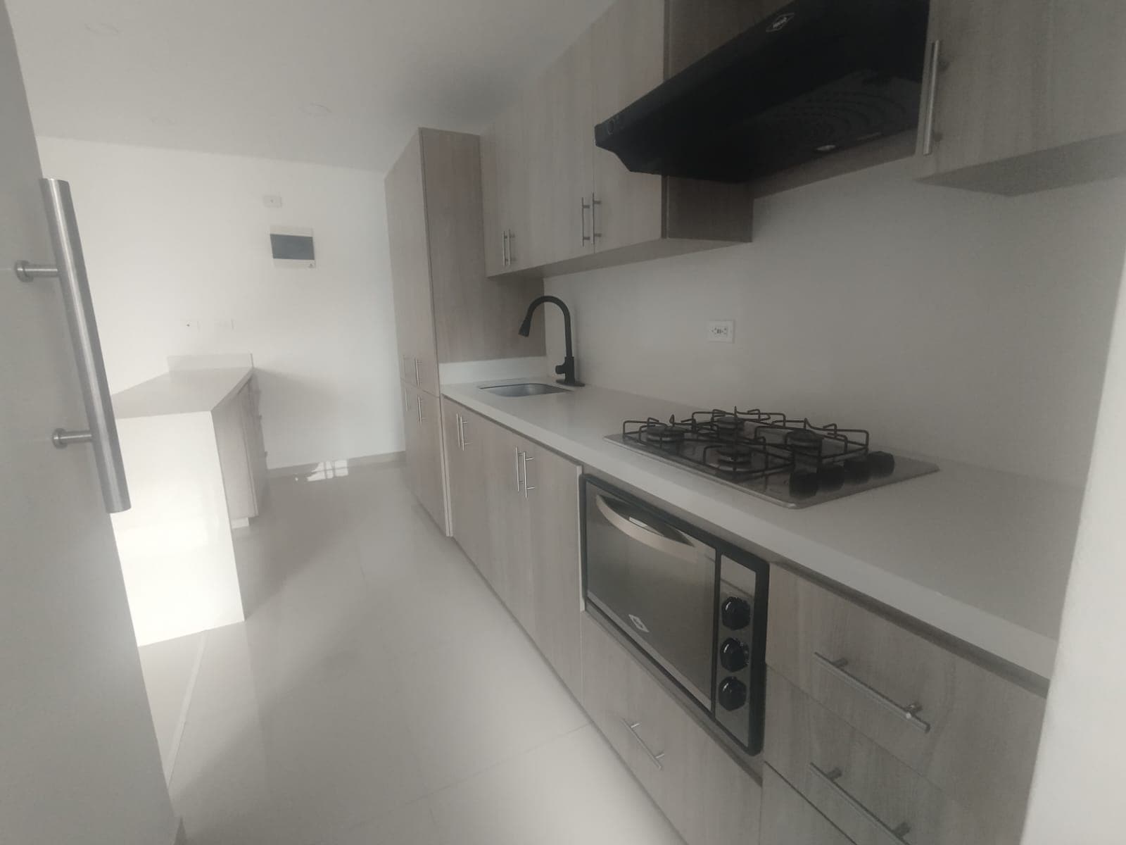 Apartamento en arriendo en El Chinguí, Envigado — foto 2 de 13