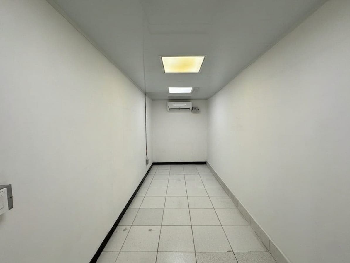 Local en arriendo en Buenos Aires, Centro, Medellín — foto 5 de 10