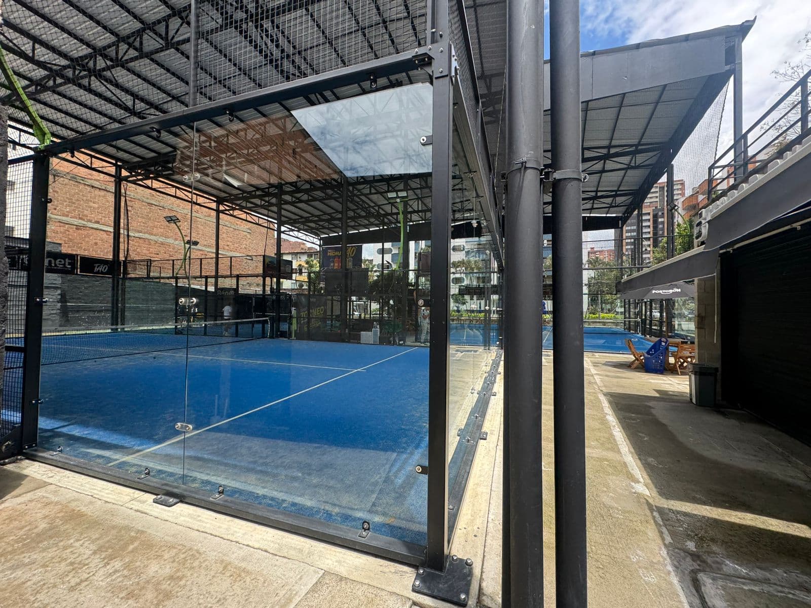 Local en arriendo en Los Colores, Laureles, Medellín — foto 4 de 8