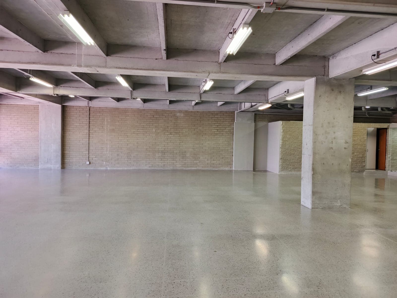 Local en arriendo en Santa Fé, Guayabal, Medellín — foto 2 de 6