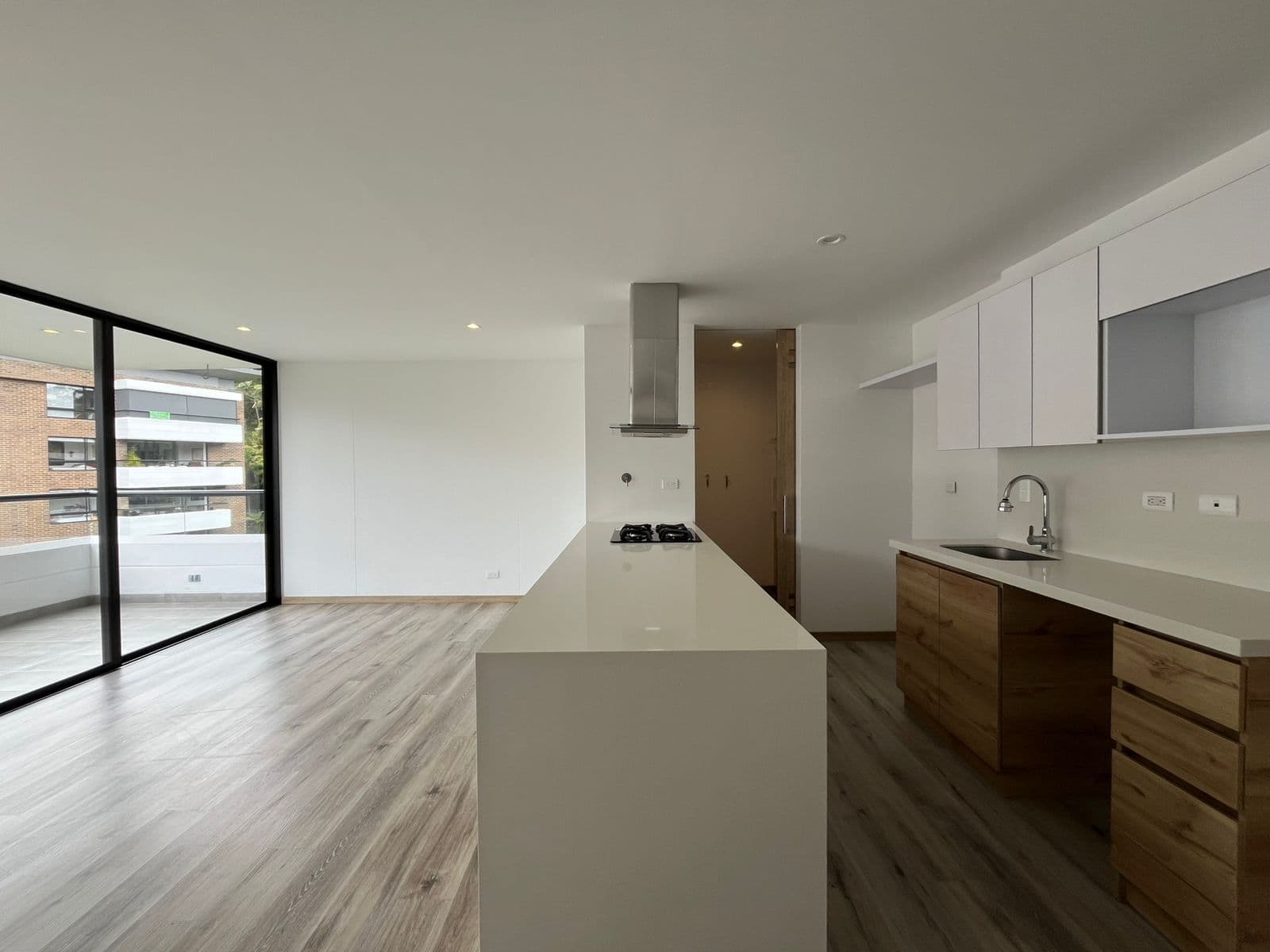 Apartamento en arriendo en Retiro — foto 3 de 15