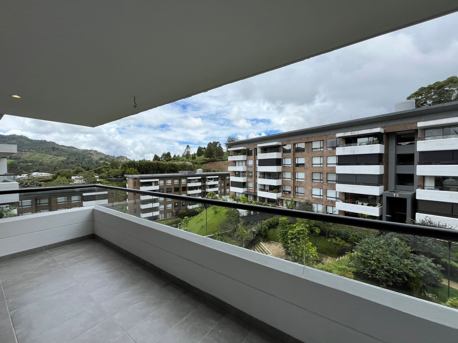 Apartamento en arriendo en Retiro — foto 4 de 15