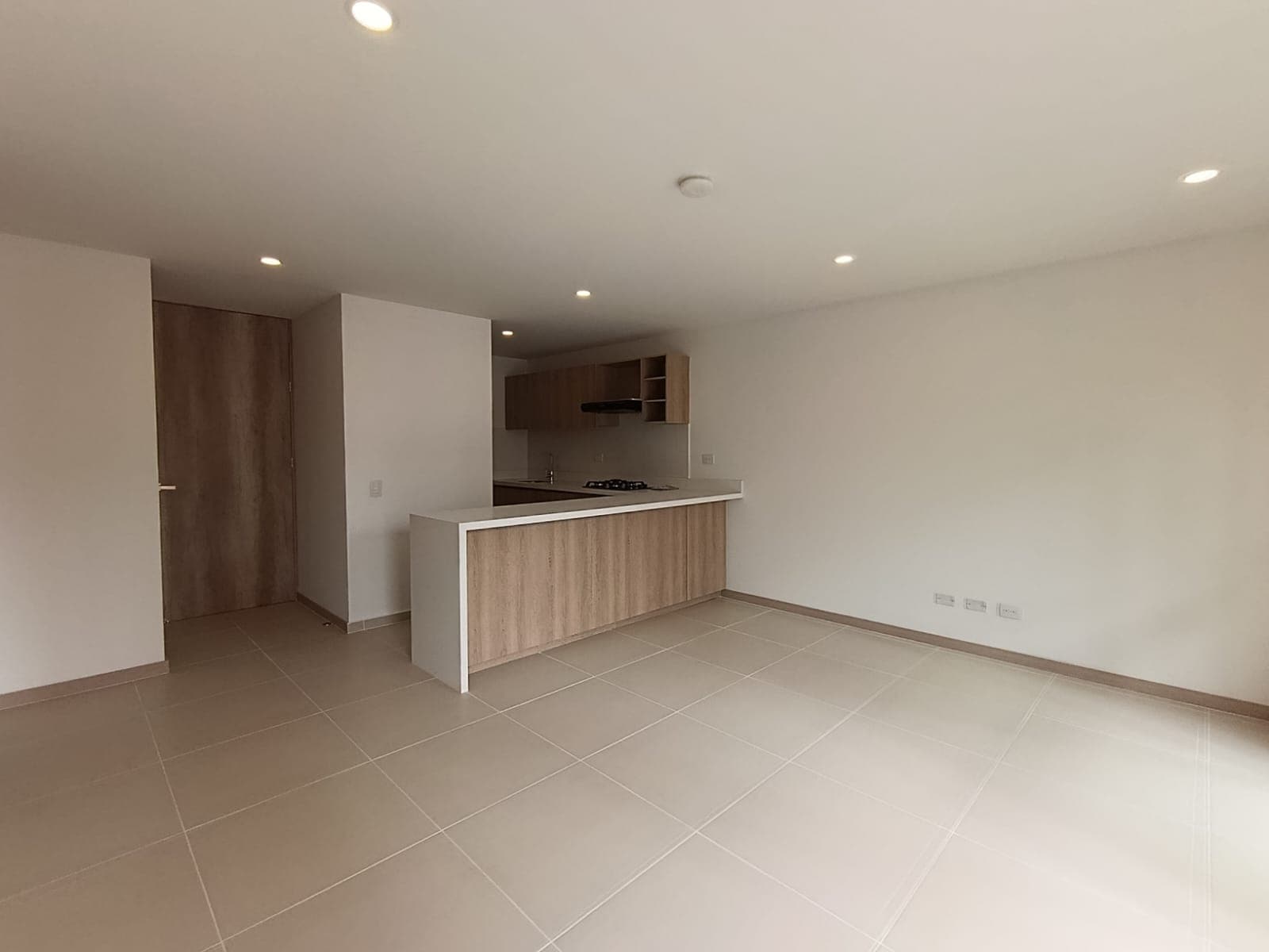 Apartamento en arriendo en Ciudad Del Rio, El Poblado, Medellín — foto 2 de 20