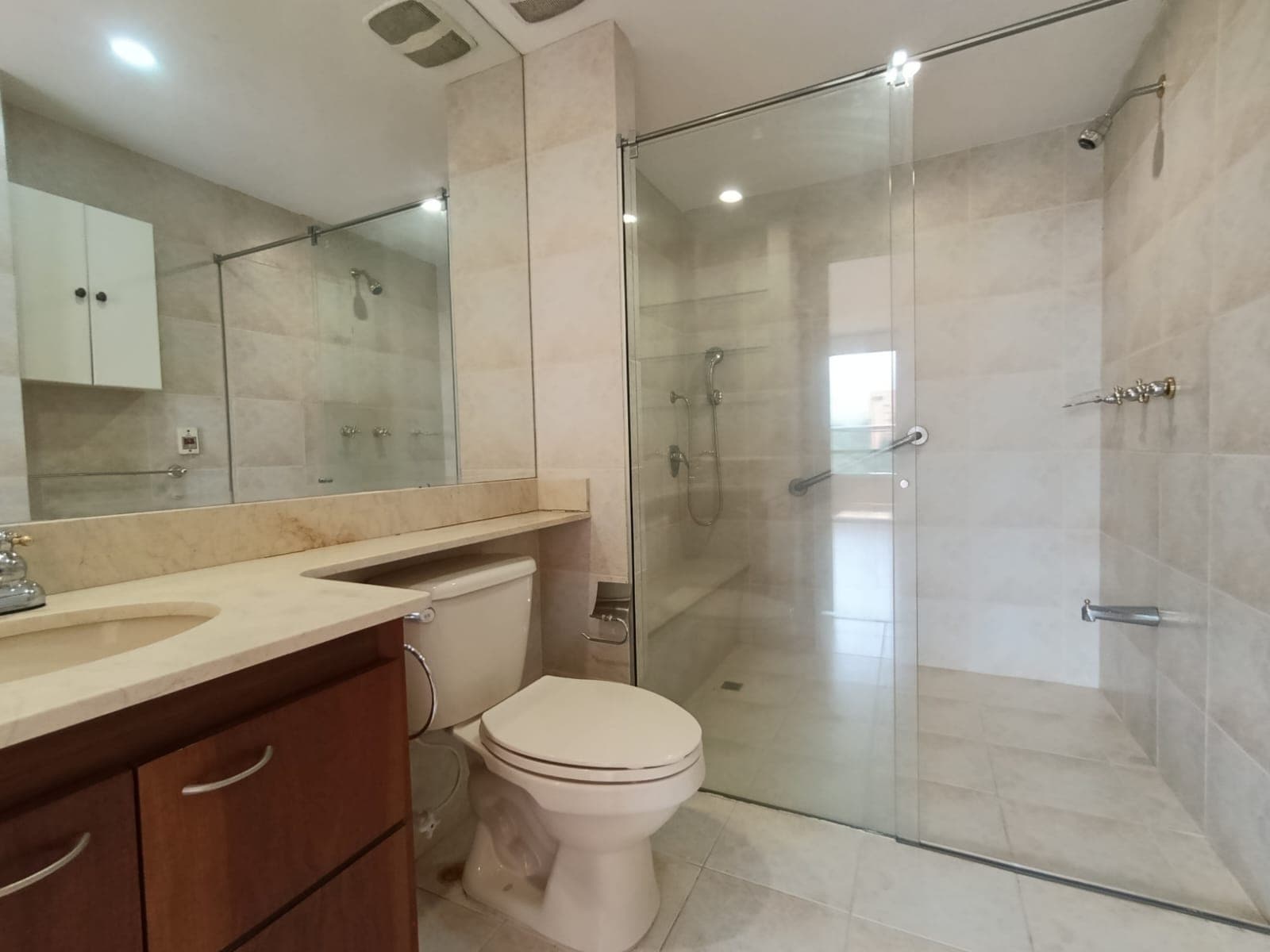 Apartamento en arriendo en San Lucas, El Poblado, Medellín — foto 3 de 20