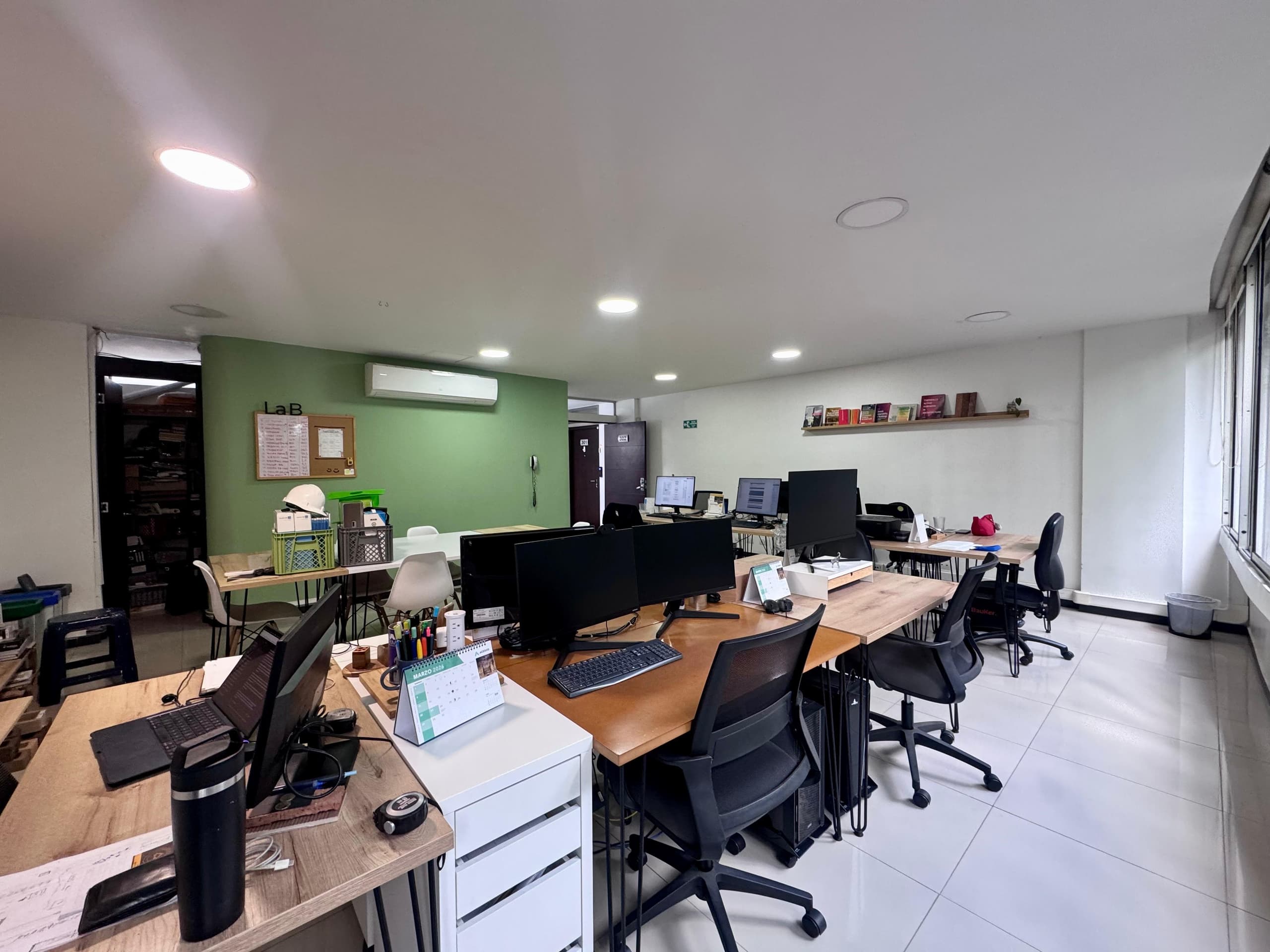 Oficina en arriendo en Manila, El Poblado, Medellín — foto 3 de 8