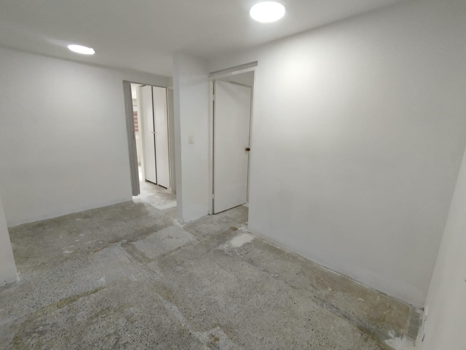 Consultorio en arriendo en La Candelaria, Centro, Medellín — foto 1 de 13