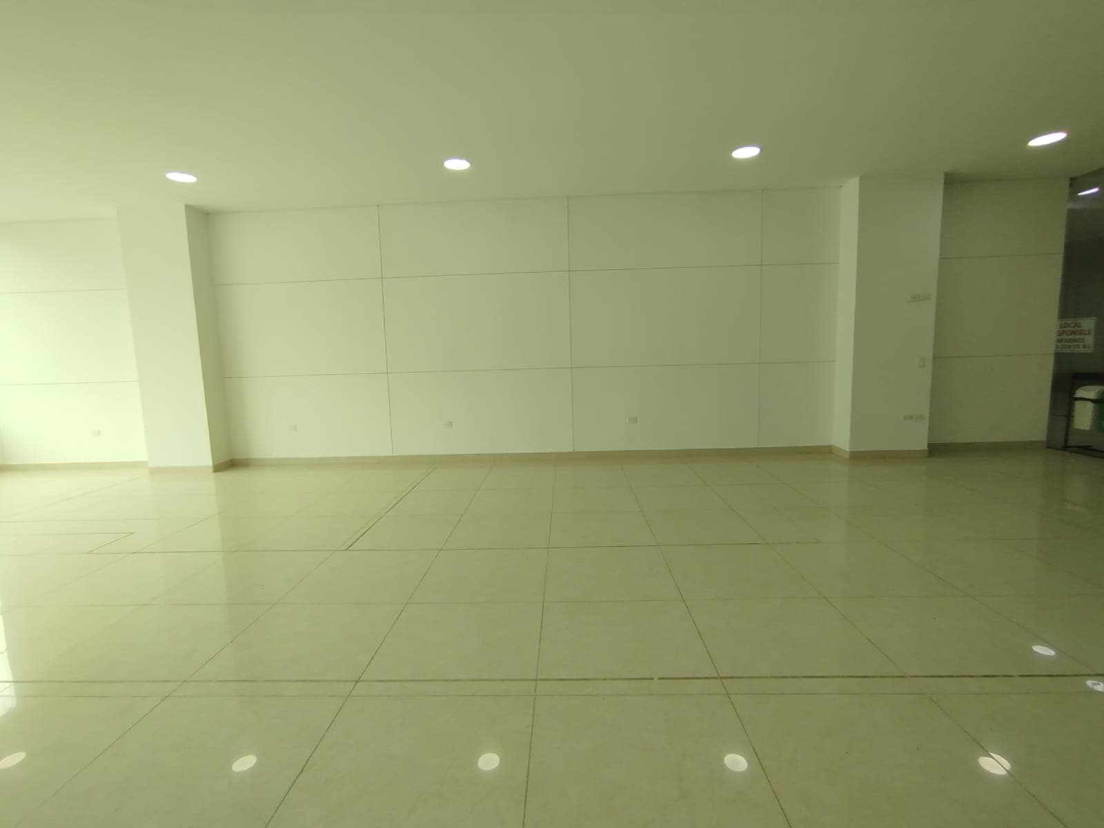 Local en arriendo en Marinilla — foto 3 de 10