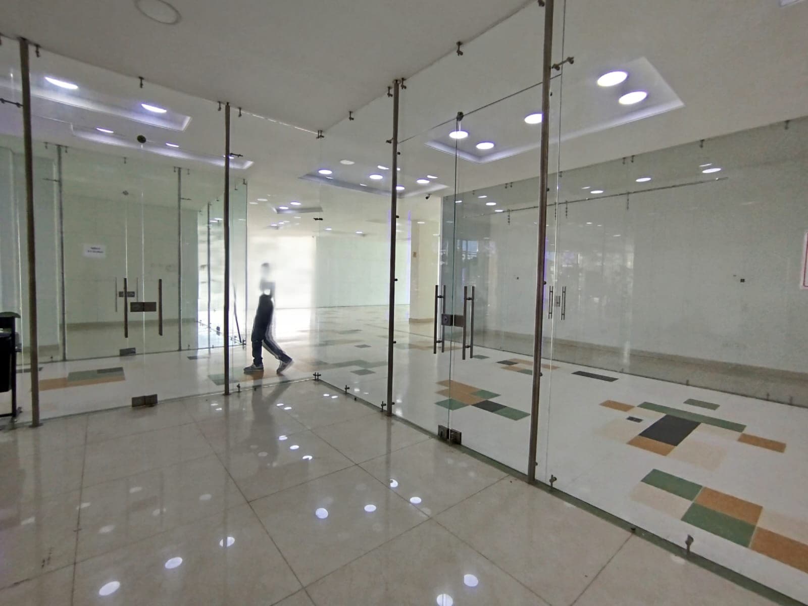 Local en arriendo en Marinilla — foto 5 de 10