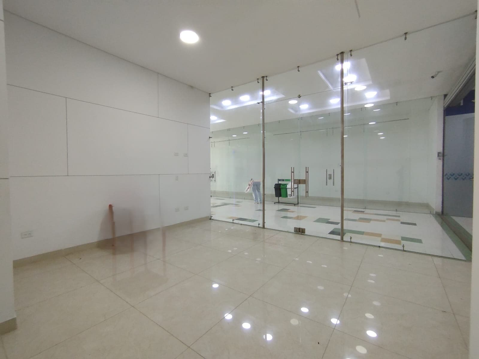 Local en arriendo en Marinilla — foto 4 de 10