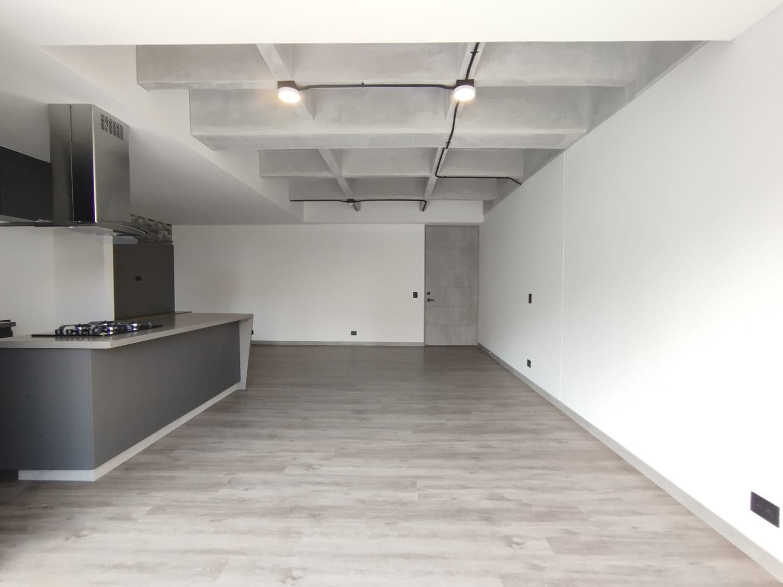 Apartamento en arriendo en Cumbres, Envigado — foto 3 de 20