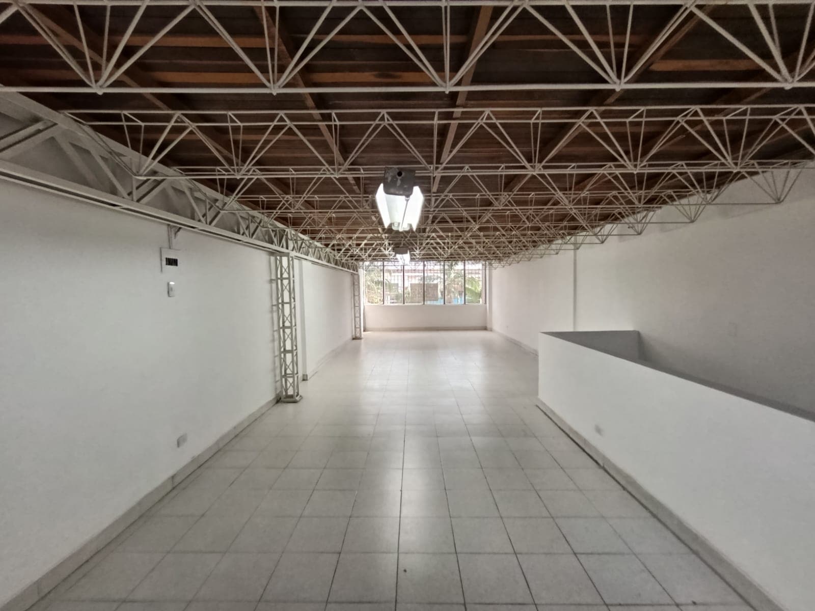 Local en arriendo en Guayabal, Medellín — foto 5 de 11