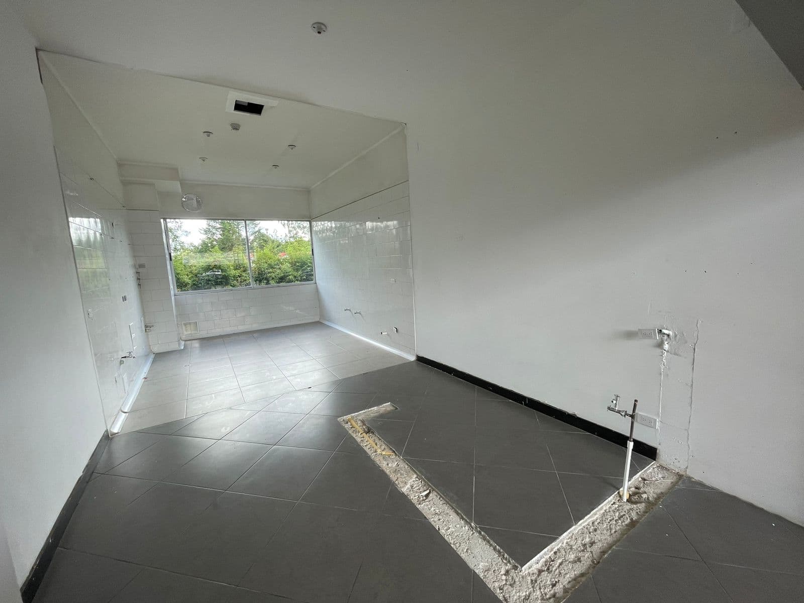 Local en arriendo en Llano Grande, Rionegro — foto 2 de 10