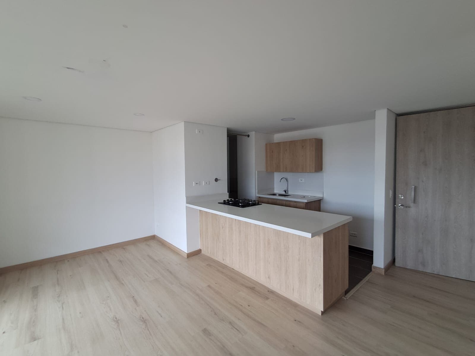 Apartamento en arriendo en San Antonio De Pereira, Rionegro — foto 1 de 13