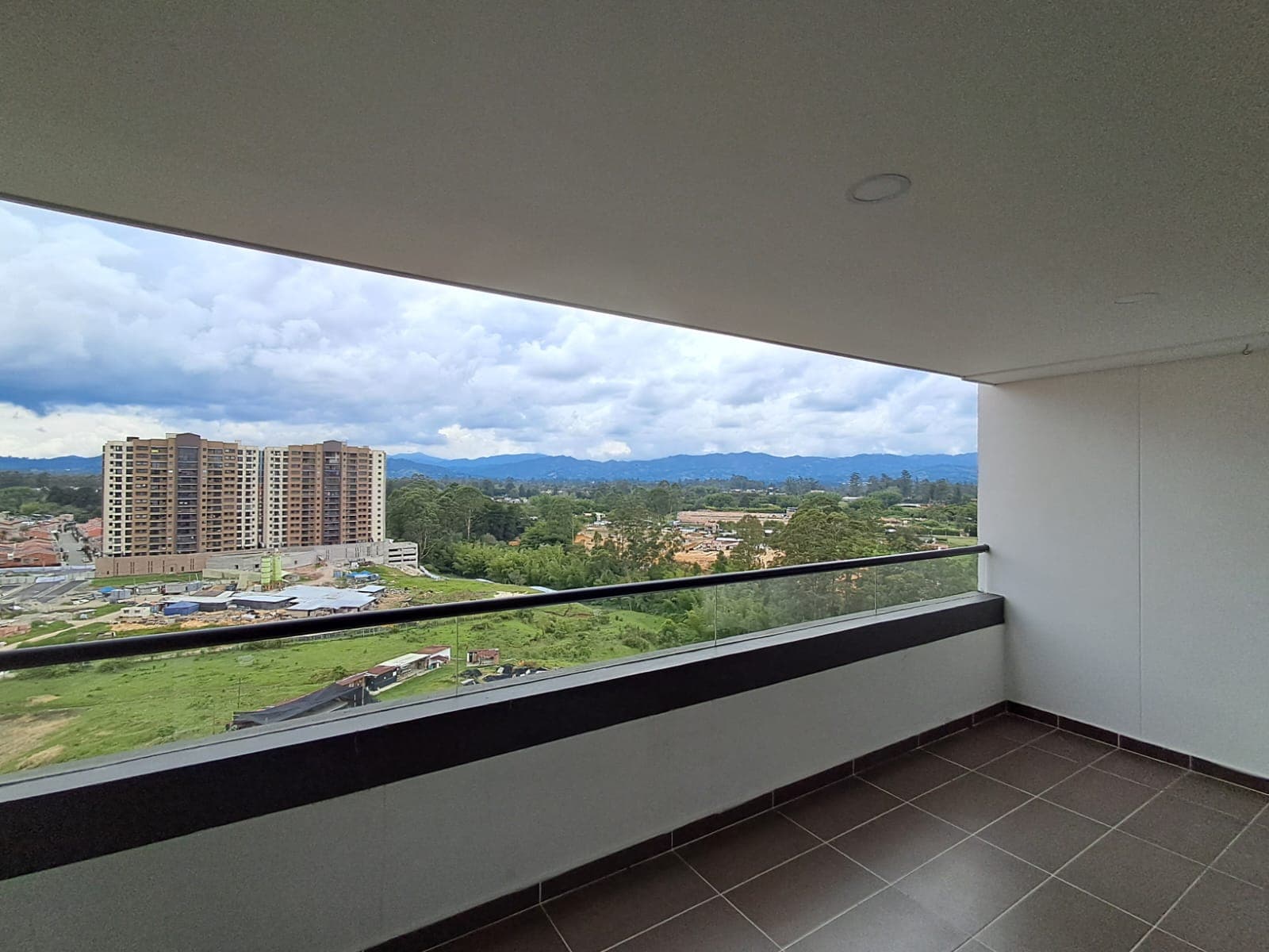 Apartamento en arriendo en San Antonio De Pereira, Rionegro — foto 4 de 13