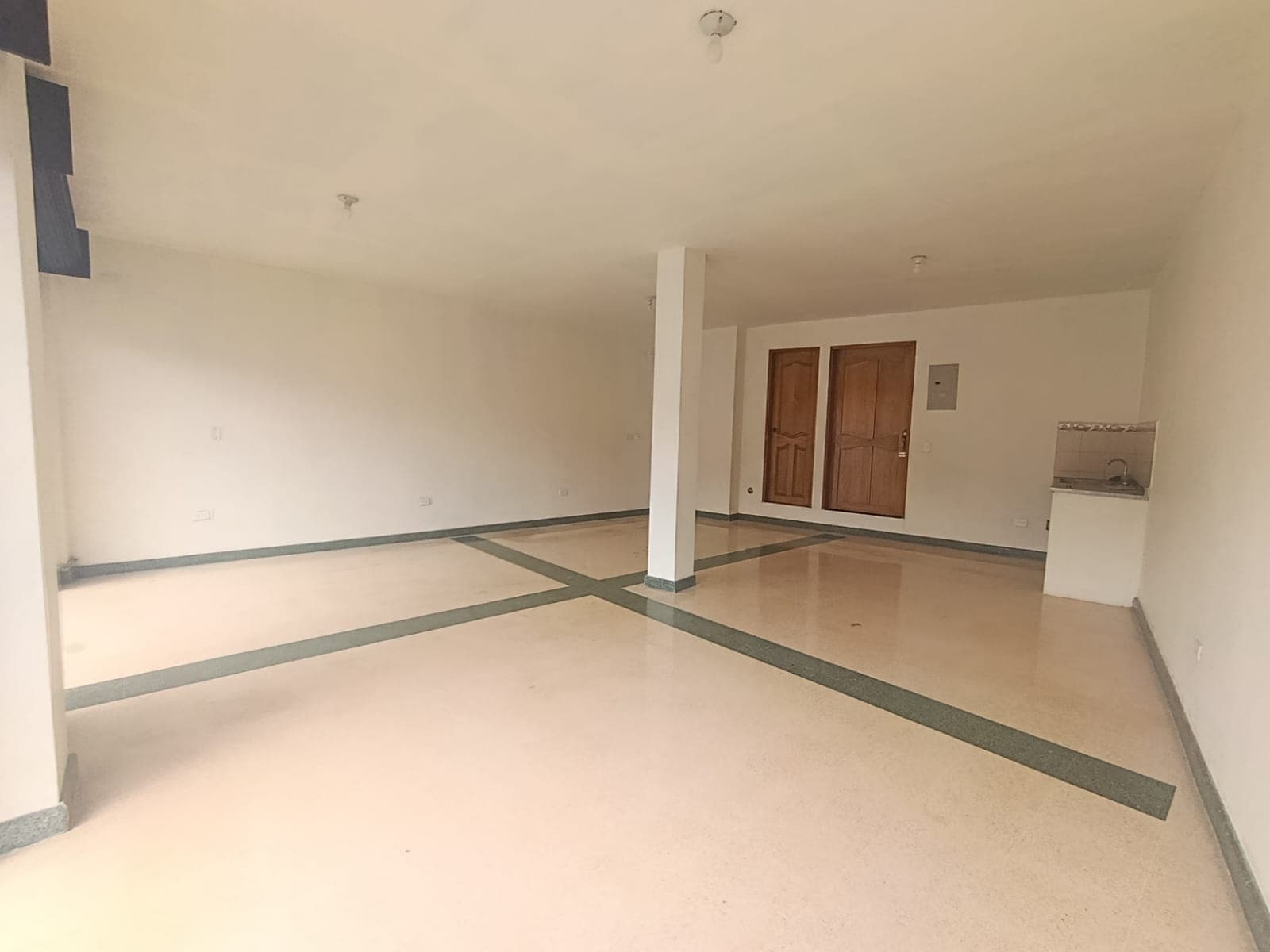 Local en arriendo en Rionegro — foto 3 de 10