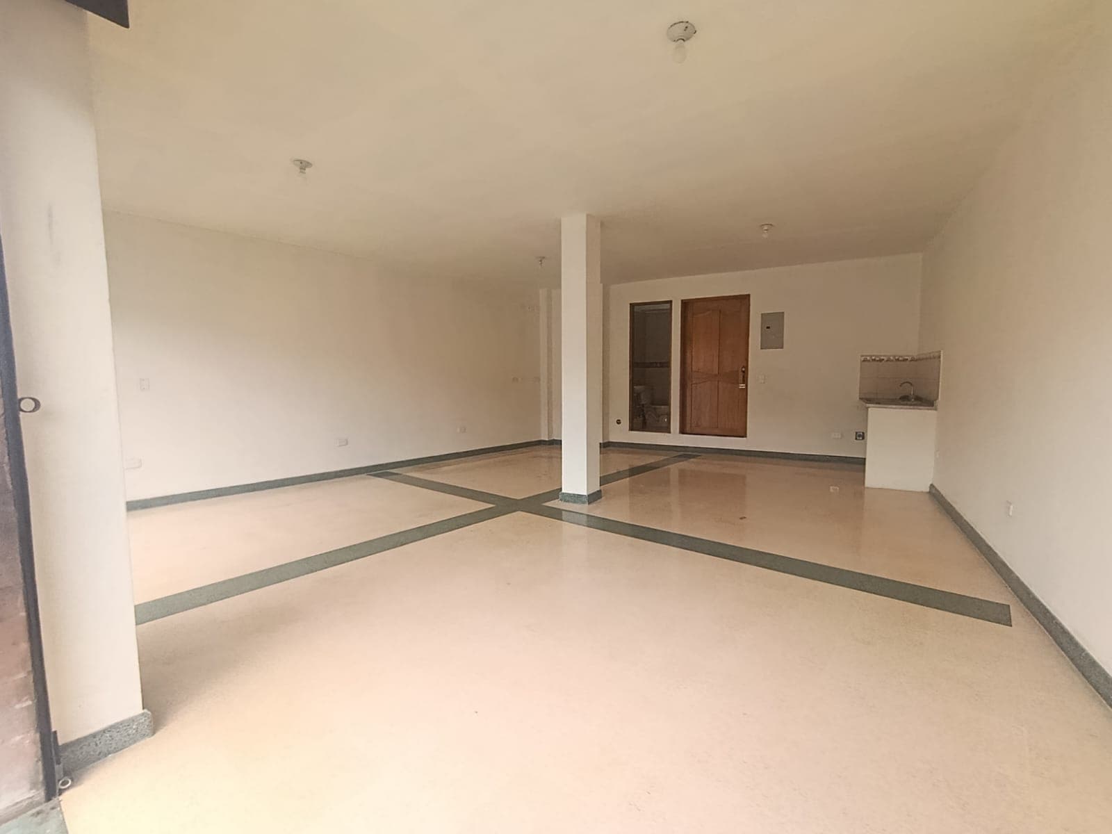Local en arriendo en Rionegro — foto 5 de 10
