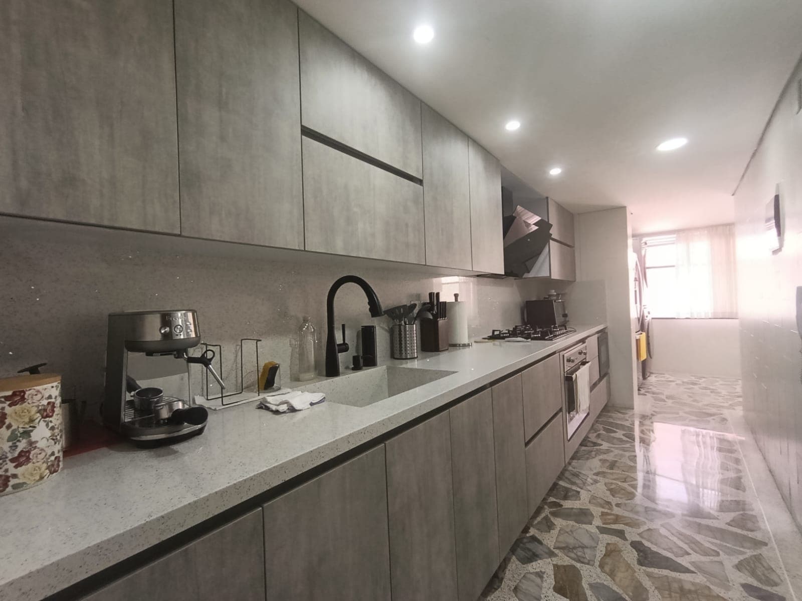 Apartamento en arriendo en Laureles, Medellín — foto 2 de 20