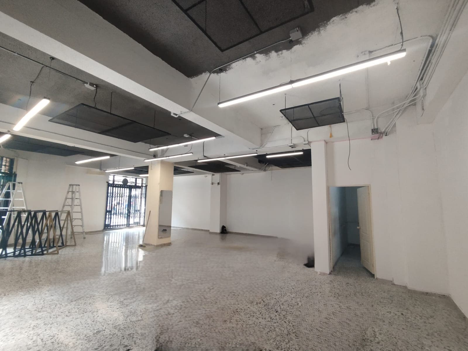 Local en arriendo en La Candelaria, Centro, Medellín — foto 4 de 14