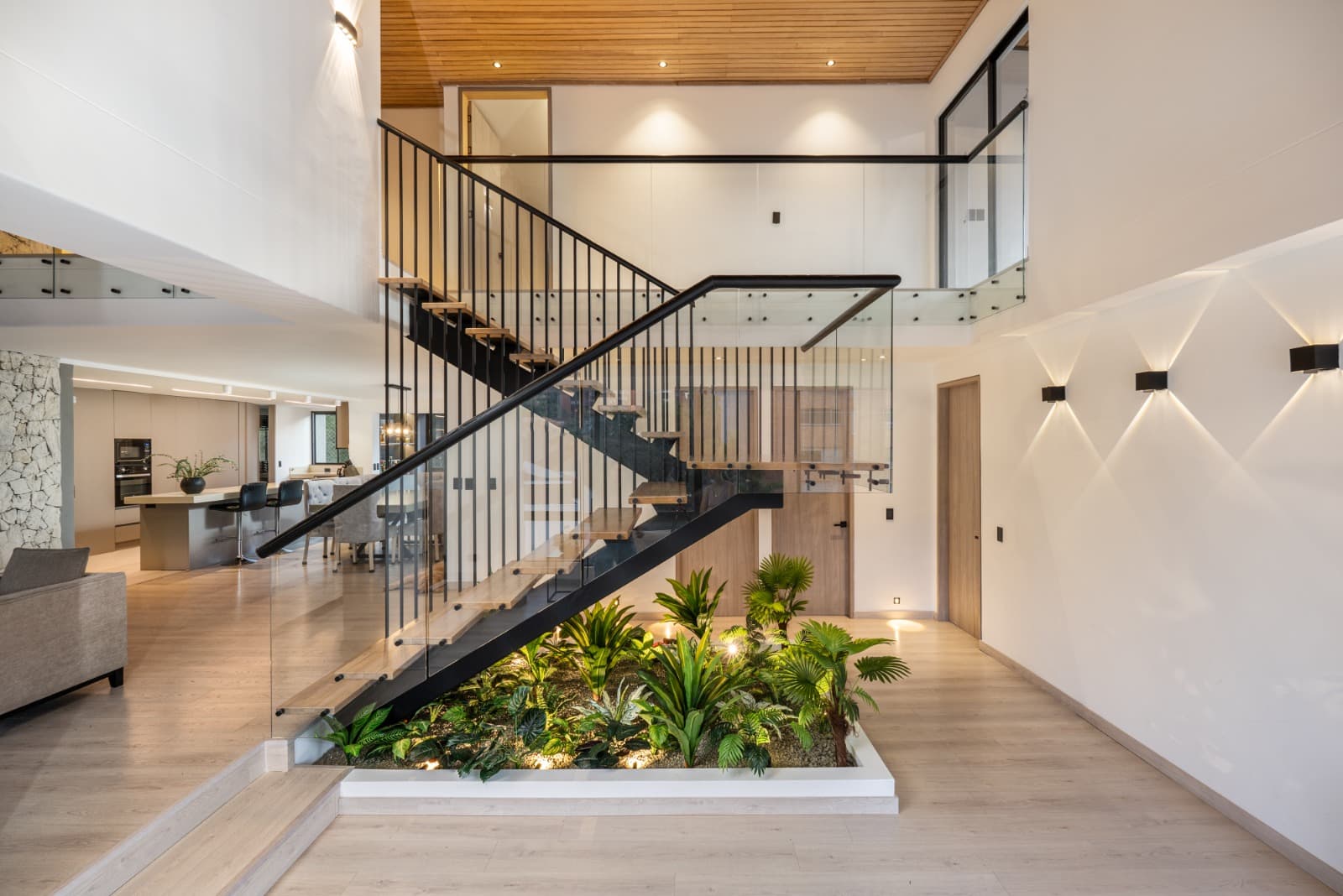 Apartamento en arriendo en Castropol, El Poblado, Medellín — foto 2 de 15