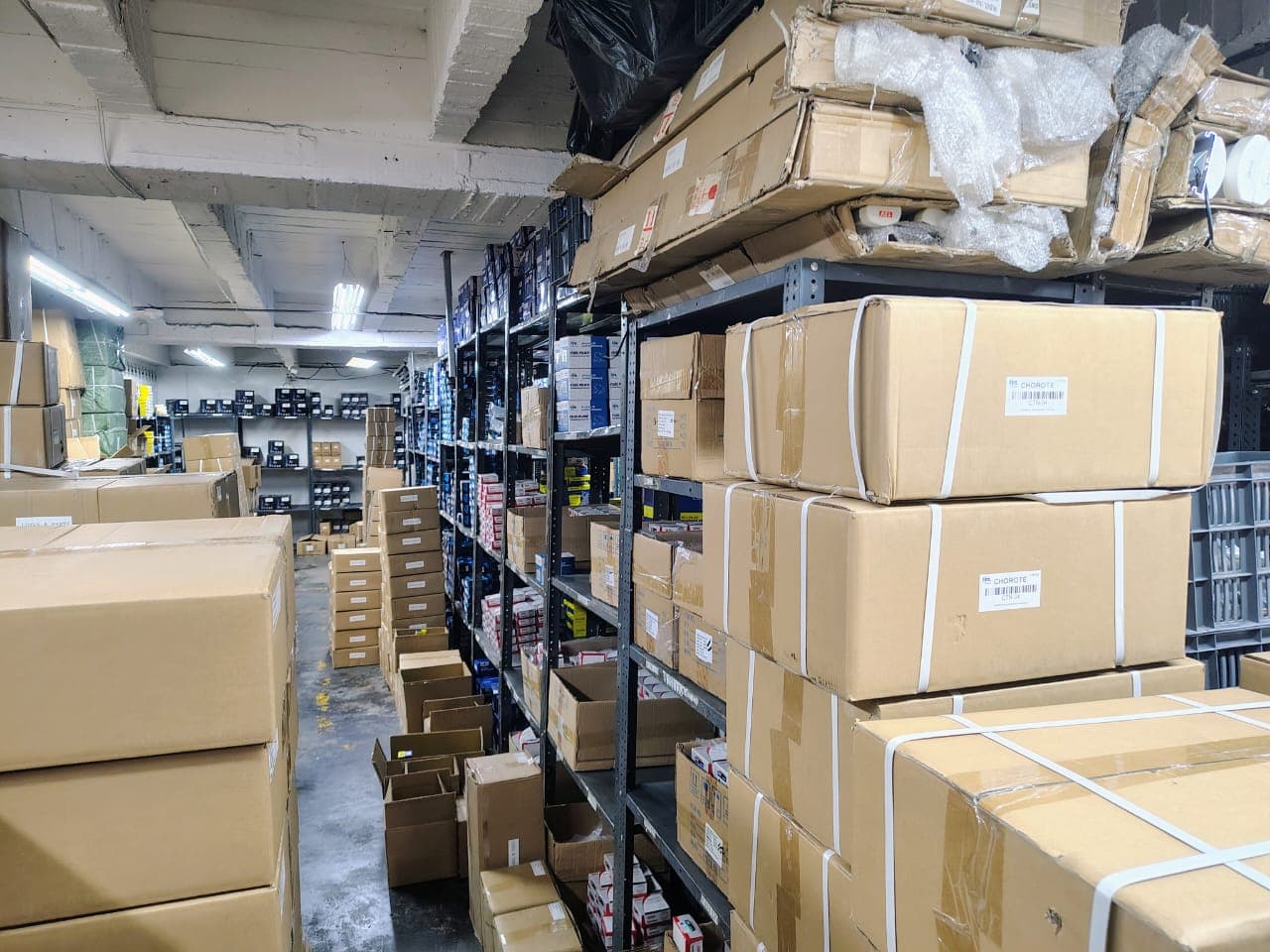 Bodega en arriendo en Aguacatala, El Poblado, Medellín — foto 3 de 12