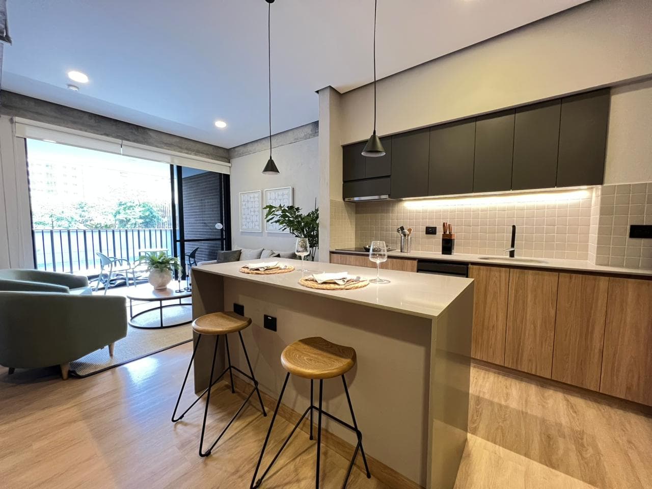 Apartaestudio en arriendo en Ciudad Del Rio, El Poblado, Medellín — foto 3 de 20