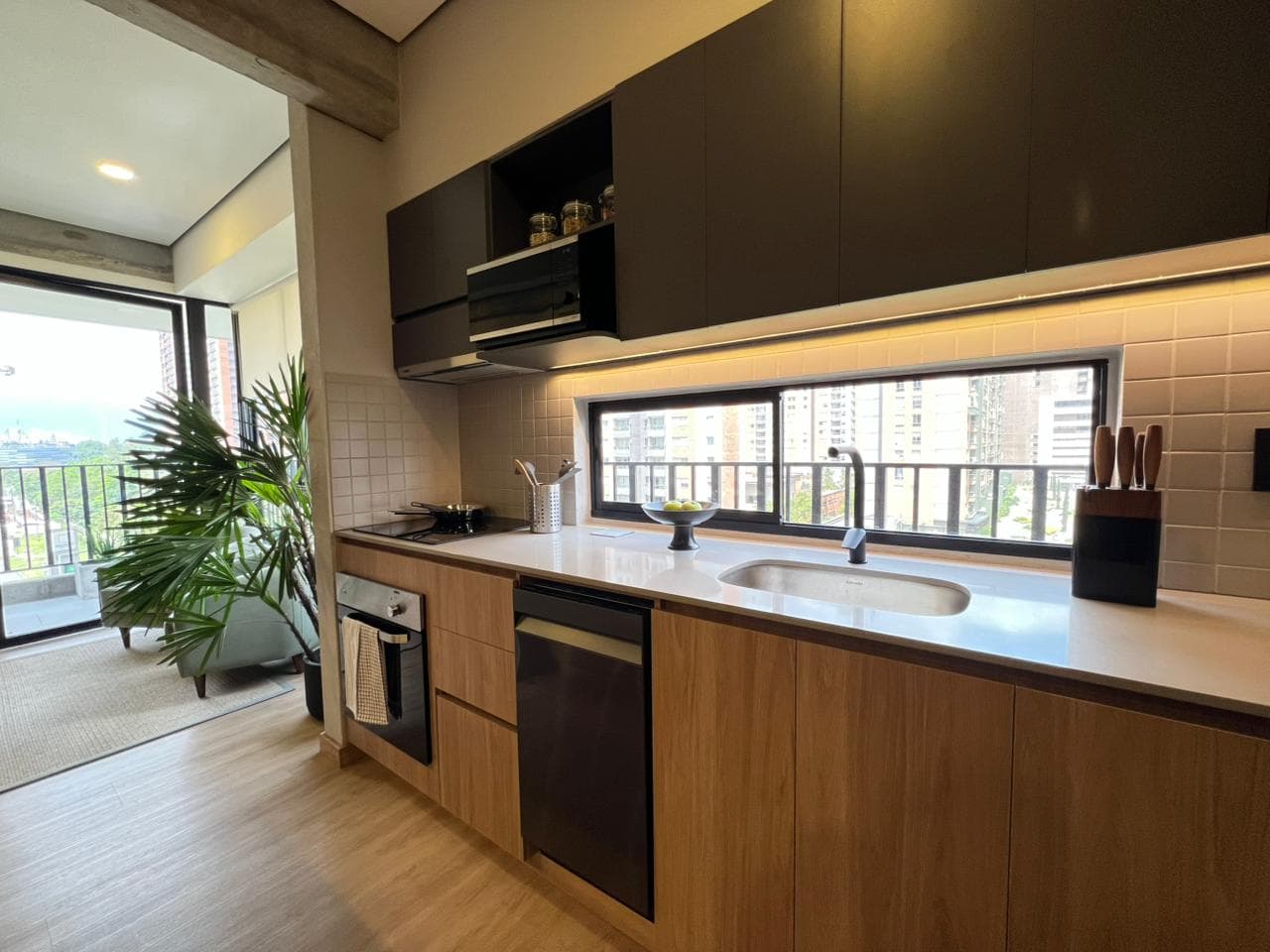 Apartaestudio en arriendo en Ciudad Del Rio, El Poblado, Medellín — foto 4 de 20