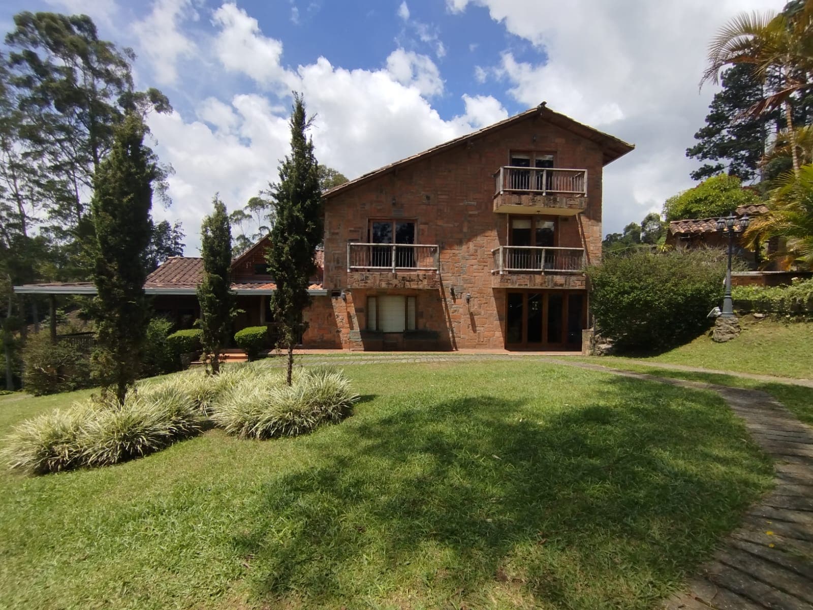 Finca en arriendo en Guarne — foto 1 de 20