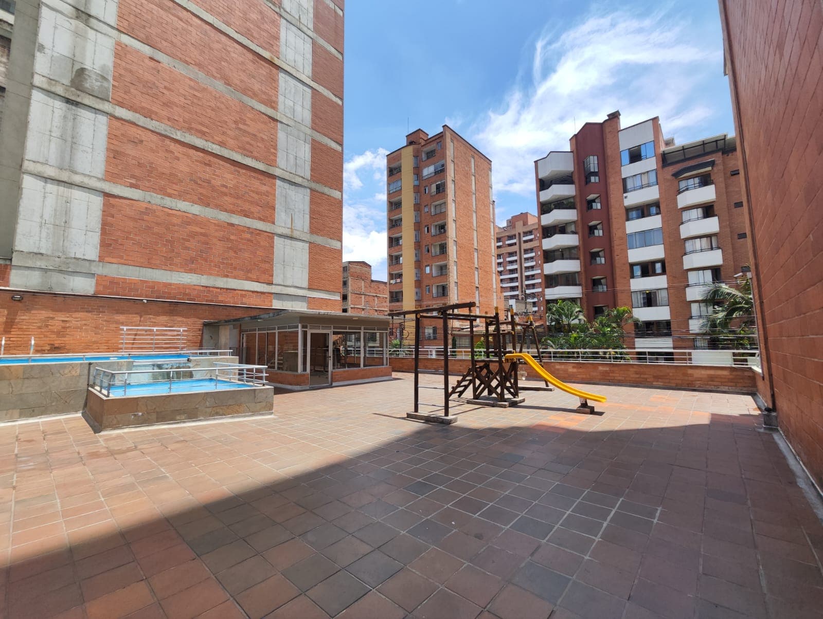 Apartamento en arriendo en Laureles, Medellín — foto 4 de 19