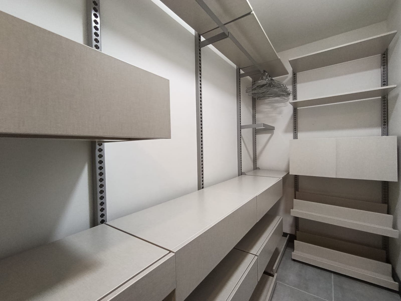 Apartamento en arriendo en Ciudad Del Rio, El Poblado, Medellín — foto 2 de 20