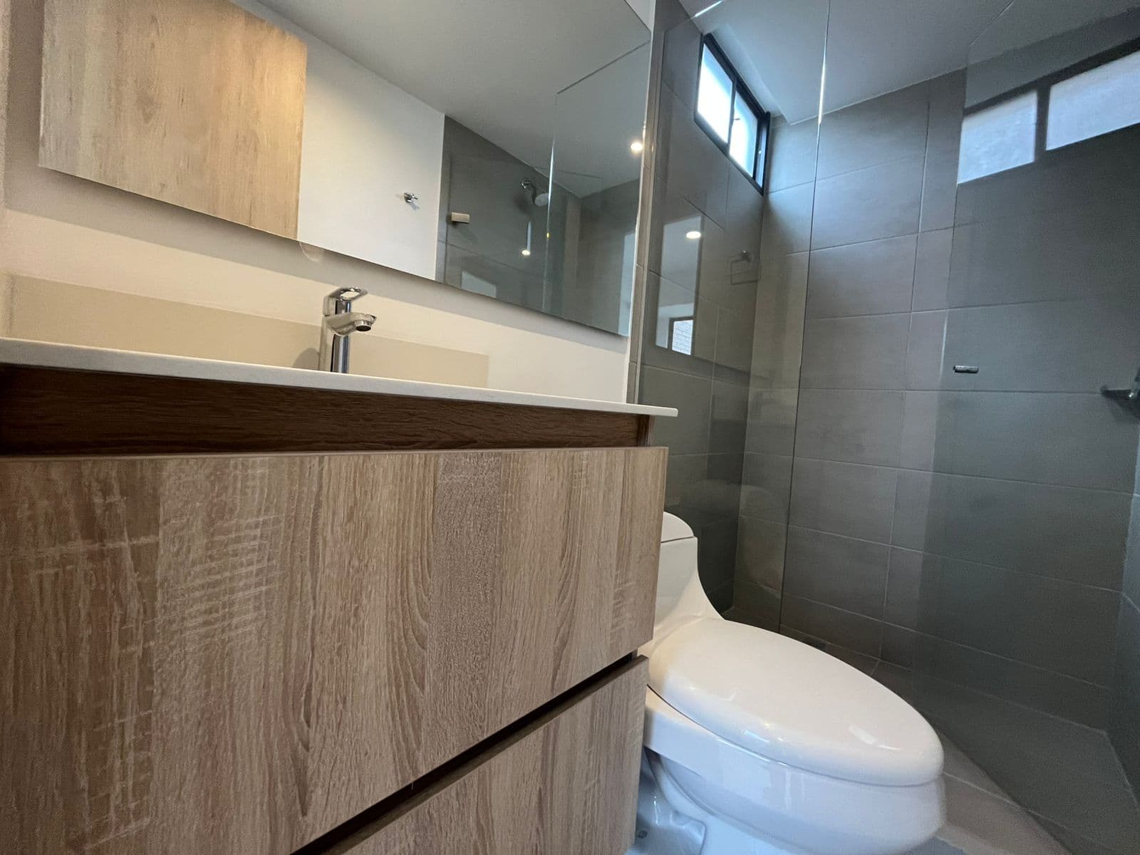 Apartamento en arriendo en Retiro — foto 3 de 15