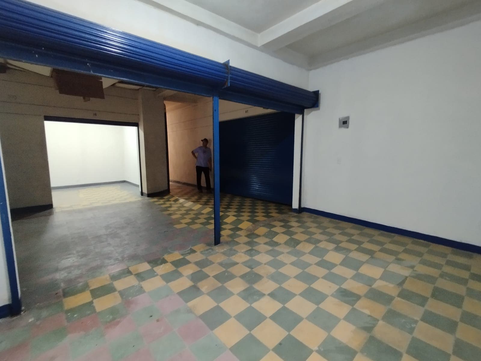 Local en arriendo en La Candelaria, Centro, Medellín — foto 3 de 9