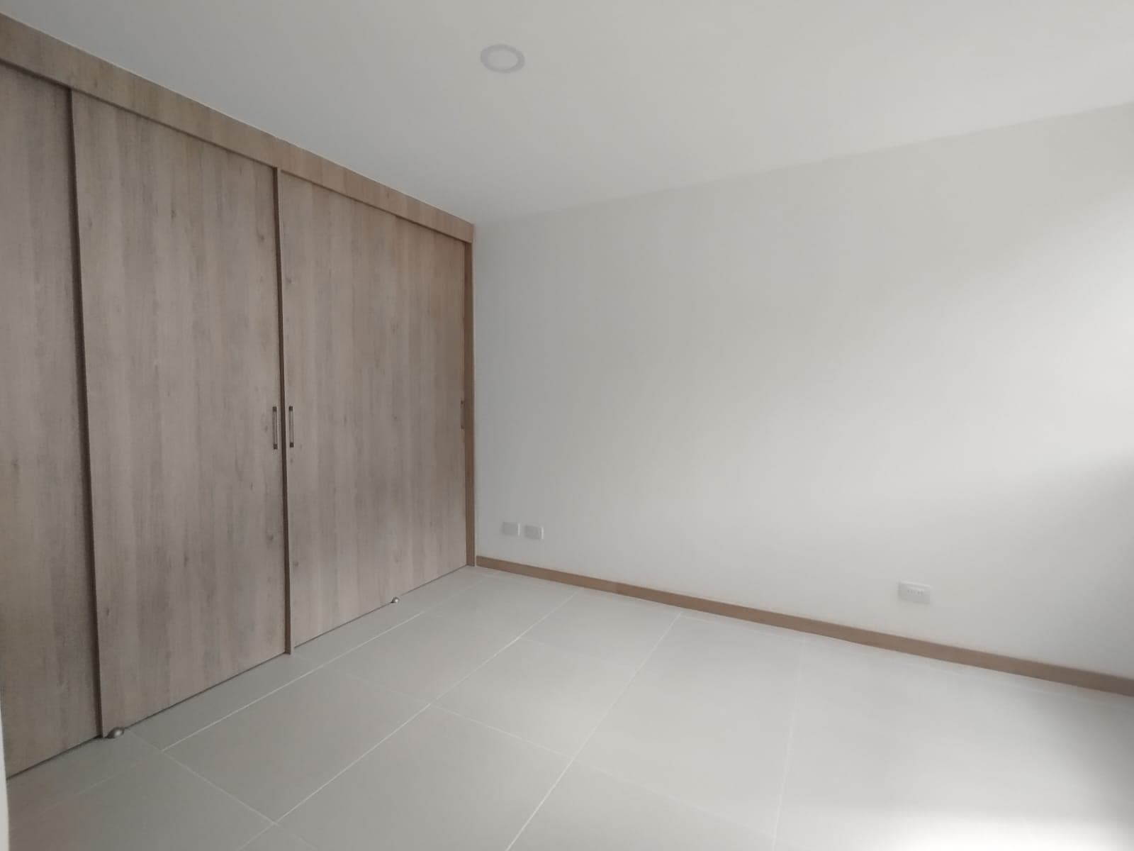 Apartamento en arriendo en Camino Verde, Envigado — foto 5 de 11
