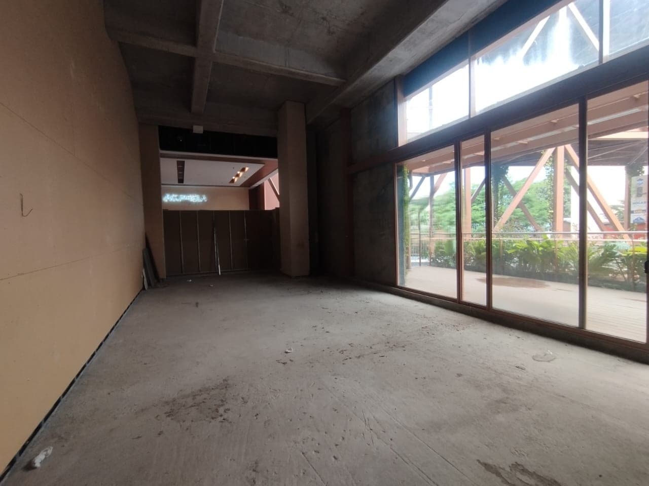 Local en arriendo en Robledo, Medellín — foto 2 de 13