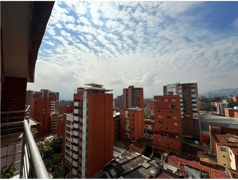 Apartamento en arriendo en Laureles, Medellín — foto 2 de 20