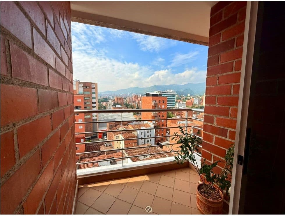 Apartamento en arriendo en Laureles, Medellín — foto 3 de 20
