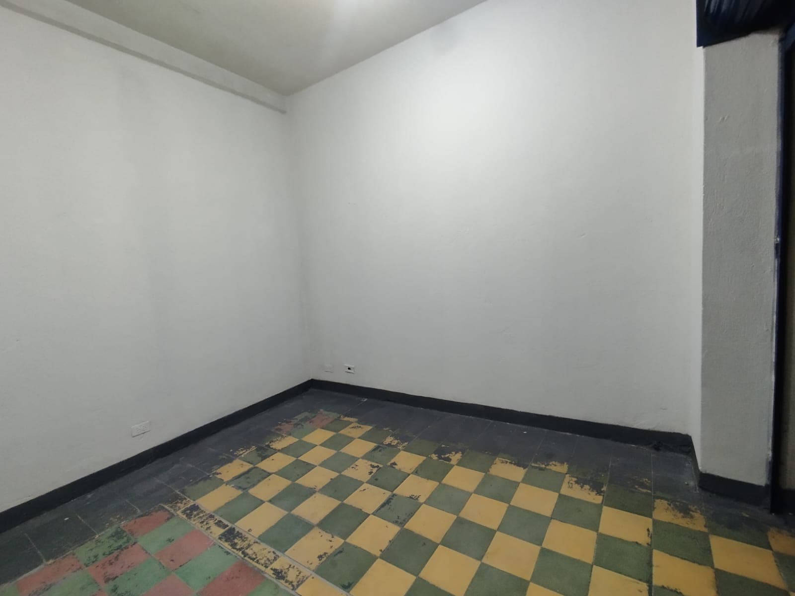 Local en arriendo en La Candelaria, Centro, Medellín — foto 4 de 11