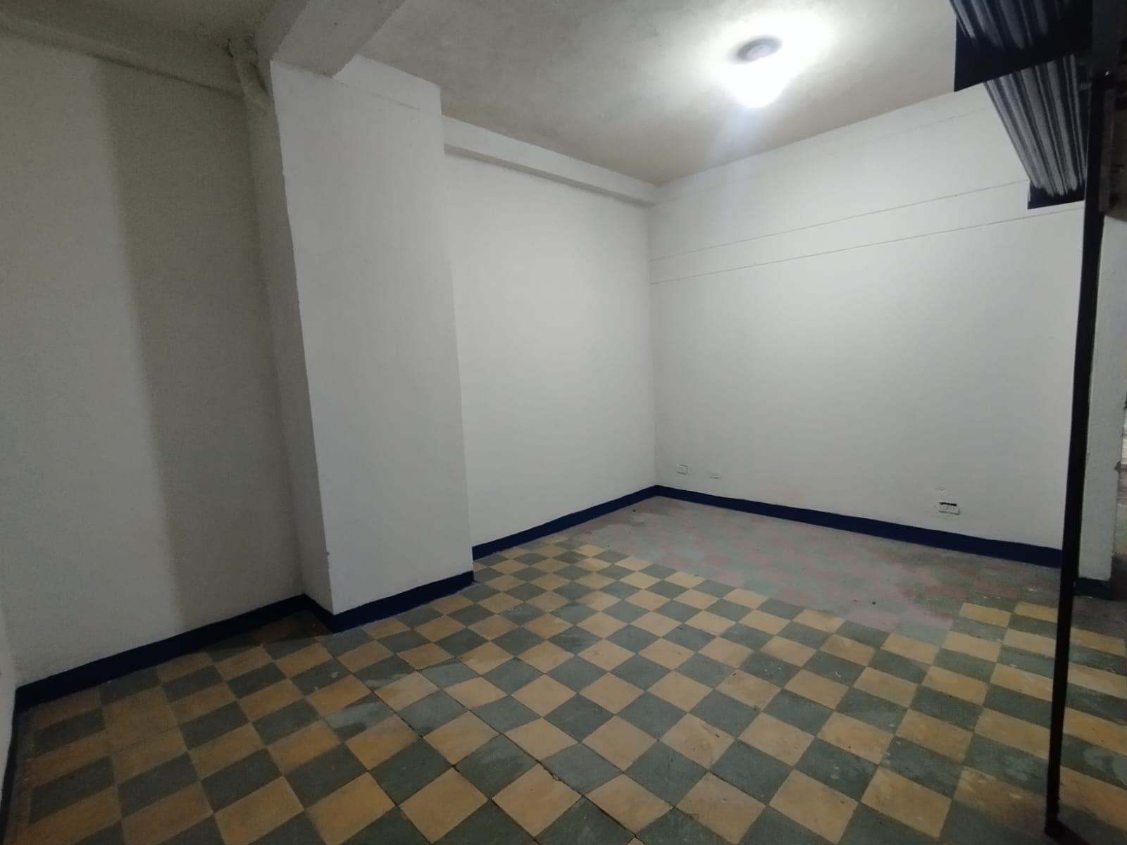 Local en arriendo en La Candelaria, Centro, Medellín — foto 5 de 11