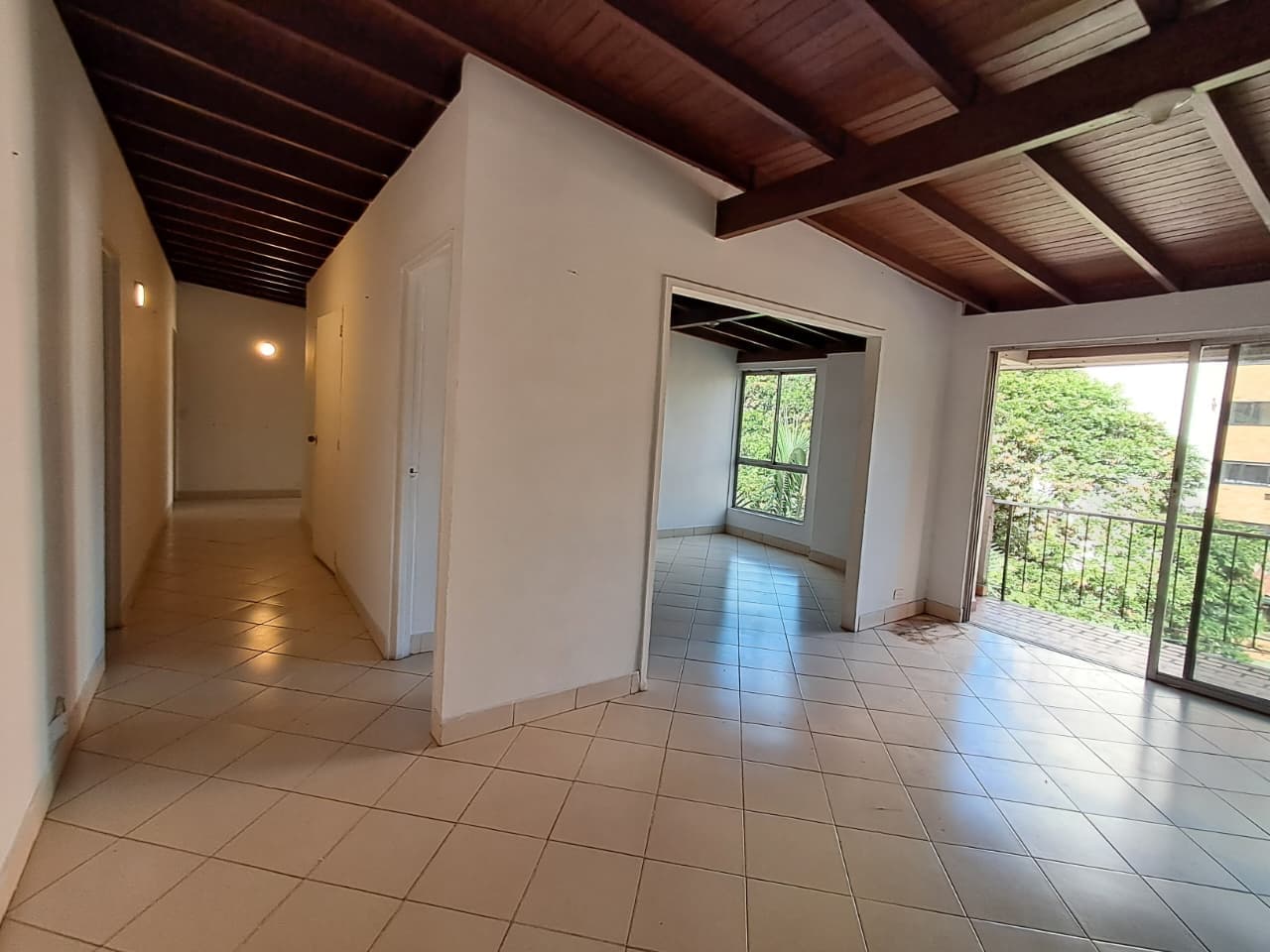 Apartamento en arriendo en Conquistadores, Laureles, Medellín — foto 4 de 20