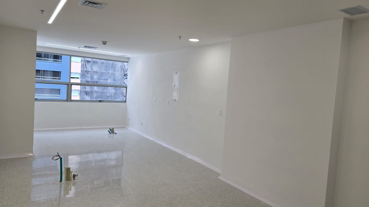 Consultorio en arriendo en Ciudad Del Rio, El Poblado, Medellín — foto 3 de 7