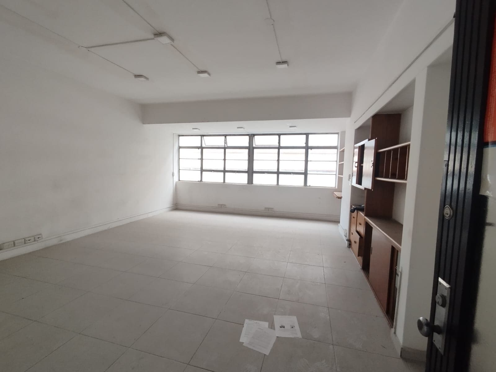 Oficina en arriendo en La Candelaria, Centro, Medellín — foto 3 de 10