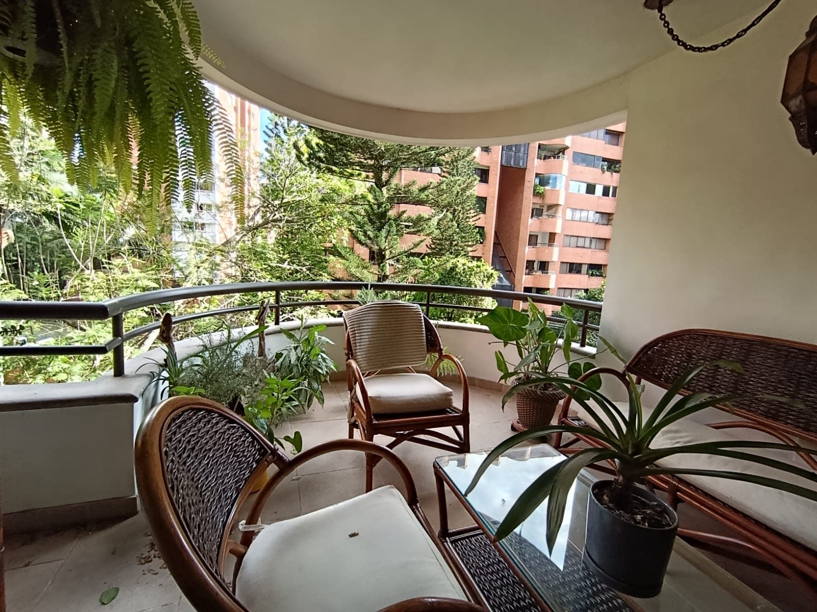 Apartamento en arriendo en Milla De Oro, El Poblado, Medellín — foto 5 de 20