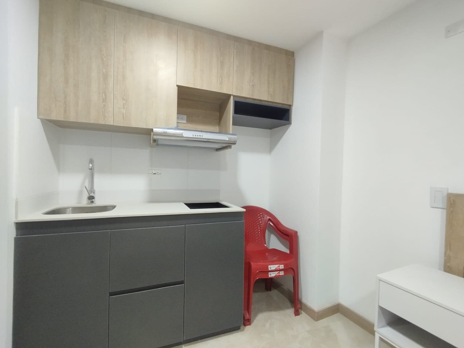 Apartaestudio en arriendo en La Candelaria, Centro, Medellín — foto 5 de 8