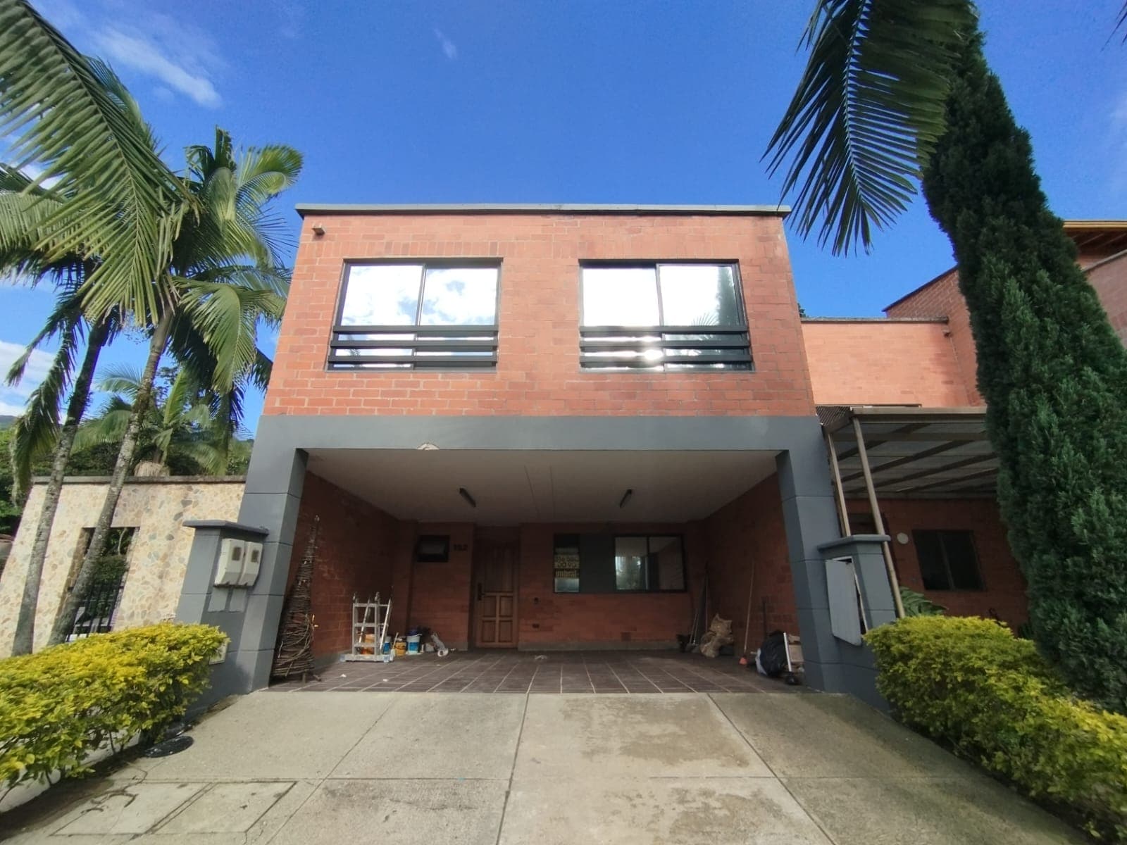 Casa Vivienda en arriendo en Loma Del Atravesado, Envigado — foto 1 de 20